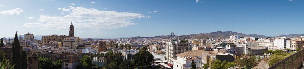 Fototapeta na wymiar panoramic photo on the city of Malaga
