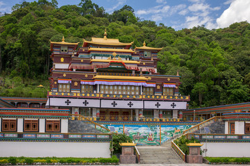 Fototapeta na wymiar Ranka (Lingdum or Pal Zurmang Kagyud) Monastery in Gangtok.