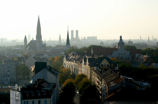Silhouette von M&uuml;nchen mit Blick auf Haidhausen