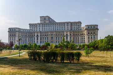 Fototapeta na wymiar Parliament of Romania 