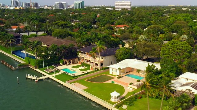 Miami Sabal Palm upscale neighborhood