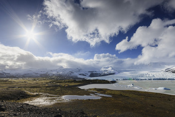 Polar ice lagoon./ Amazing natural glacial landscape in Iceland