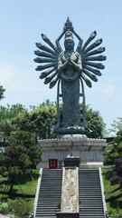 Obraz premium china tall goddess status with many hands