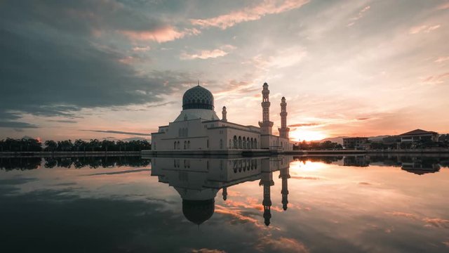 Timelapse of sunrise of the City Mosque in Malaysia. Kota Kinabalu