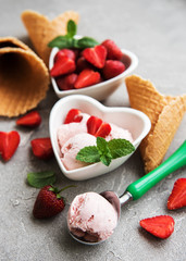 Strawberry ice cream