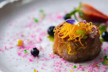 Desserts that contain eggs.