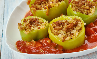 Filfil Mahshi - Stuffed Peppers