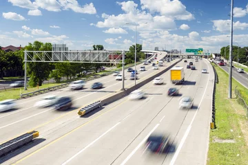 Fotobehang Snelle auto Matig verkeer op de snelweg, VS