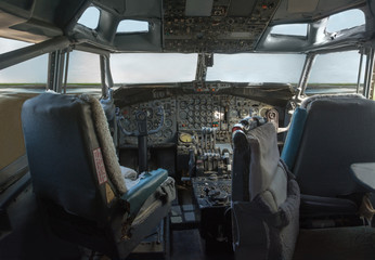 Cockpit of a 747 jumbo jet