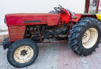 Roter Traktor 