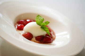 ミニトマトとシャーベット