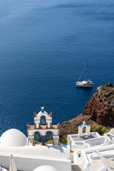 Fototapeta premium Santorini, Greece. Picturesque view of traditional cycladic Santorini houses on cliff