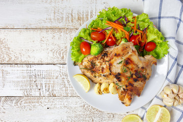 breast chicken salad serve with fresh vegetables