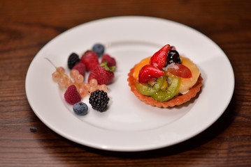 cake basket with berries and fruit