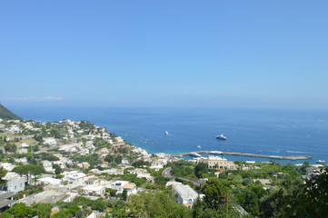 Fototapeta na wymiar Blick aufs Mittelmeer auf Capri