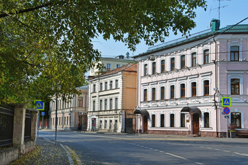 Obraz premium Moscow, Russia, September, 01, 2018, Vorontsovo Pole street in Moscow in autumn