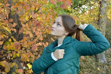 girl in autumn