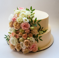 Double decker biscuit cake with flowers