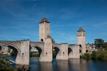 Fototapeta na wymiar Cahors : le Pont Valentré