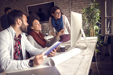 Obraz premium Team of architects planning project