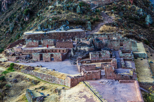 Pisac: SECTOR OF INTIHUATANA