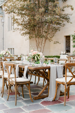 Outdoor Elegant Hollywood style reception