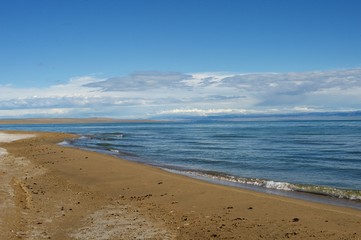 Fototapeta na wymiar Mongolian lake