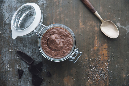 Food: Chocolate Pudding with coconut milk and chia seeds, vegan