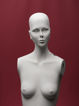 Damaged female mannequin