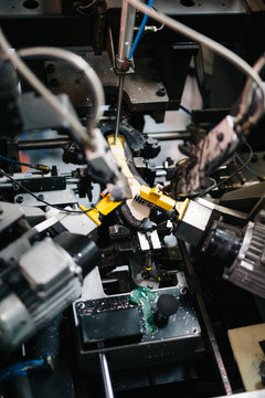 Machine operating with boot