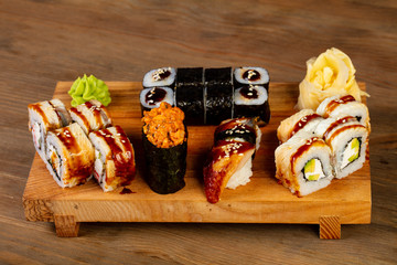 Japanese rolls set
