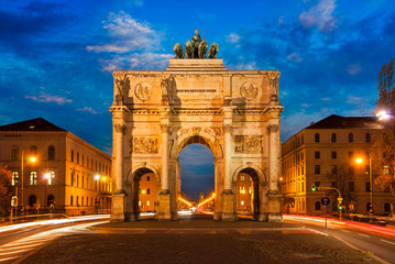 Victory Gate, Munich - obrazy, fototapety, plakaty