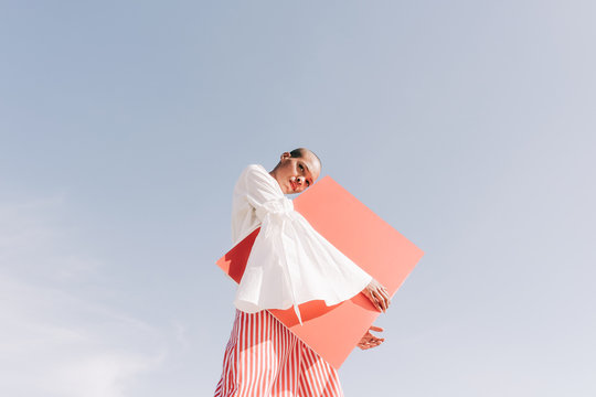 Fototapeta girl with red board