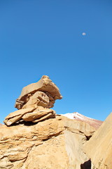 Fototapeta na wymiar travel to bolivia: beautiful bolivian landscape with fantastic rocks