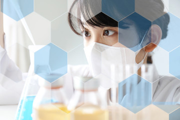 実験する研究者