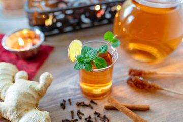 Entspannungstee mit Gewürzen