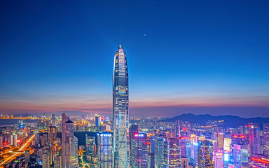 Naklejka premium Shenzhen Futian CBD night skyline