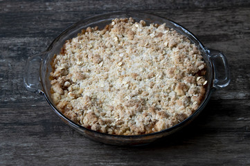 apple crisp crumble dessert in pie pan