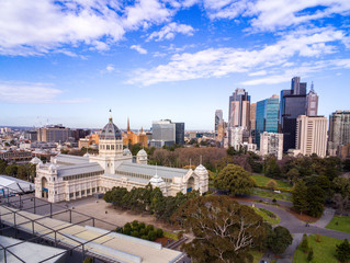 Royal Exhibition building and Melbourne city skyline