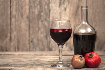 wine and pomegranate juice