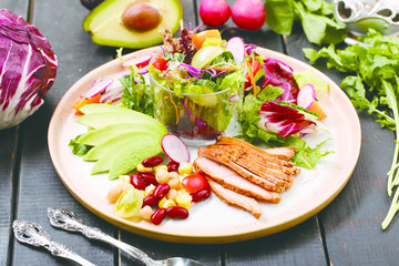 Farmer's grilled chicken salad