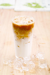 Iced cafe latte
