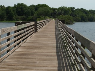 Obraz premium Boardwalk Across the Lake