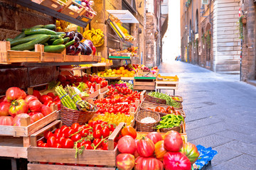 Fruit and vegetable market in narrow Florence street