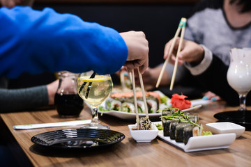 Obraz na płótnie Canvas food dish sushi cocktails