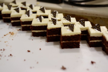 buffet cake