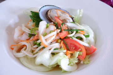 spicy seafood salad