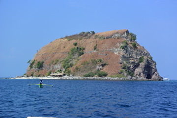 Fototapeta premium アニラオ 17 ソンブレロ その２