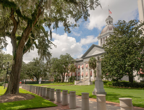 Blue Sky ehind White Clouds Over the State Capitol on Florida in Tallahassee