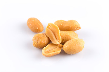 peanut nuts salt in heap